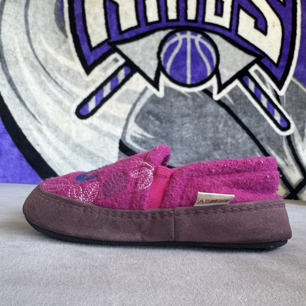 Size 12/13 - Acorn Kids' Slipperss Colby Gore Moccasins, Magenta Elephant